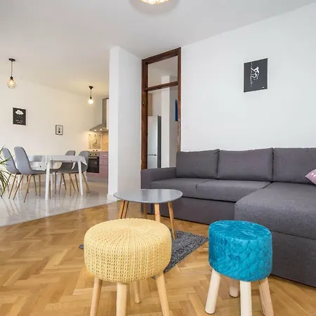 Sesna Apartmán *
